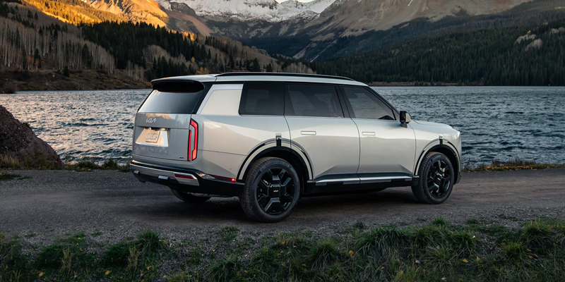 2027 Kia Telluride Turbo-Hybrid in front of lake