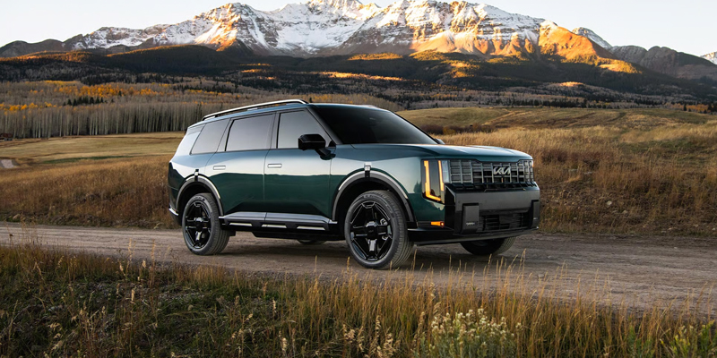 2027 Kia Telluride in mountains