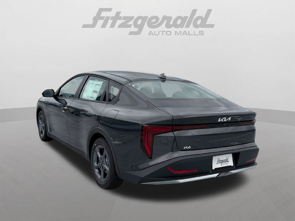 2026 Kia K4 LXS