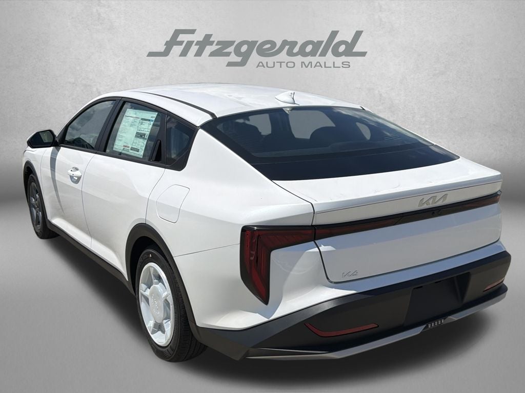 2026 Kia K4 LXS