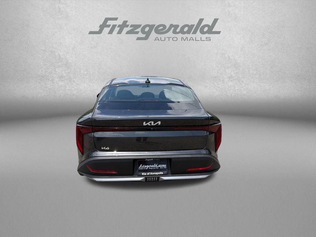 2026 Kia K4 LXS