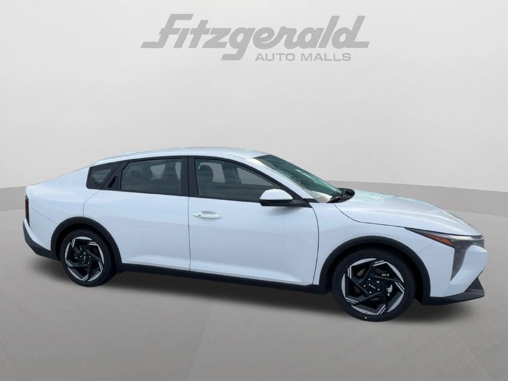 2026 Kia K4 EX