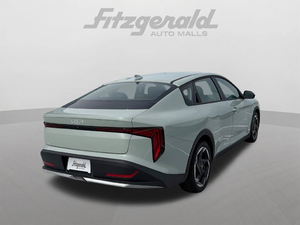 2026 Kia K4 EX