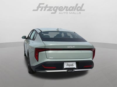 2026 Kia K4 EX