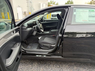 2026 Kia K5 LXS