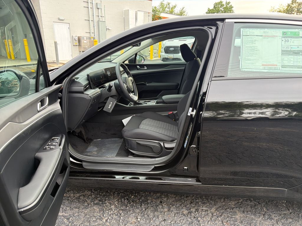 2026 Kia K5 LXS