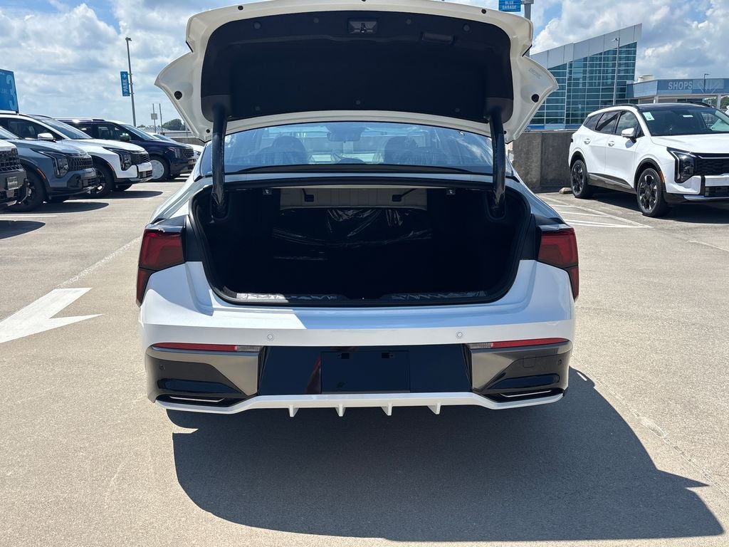 2026 Kia K5 LXS
