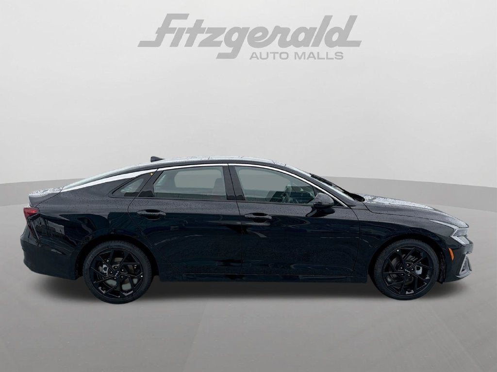 2027 Kia K5 GT-Line