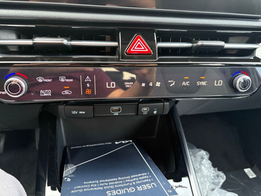 2025 Kia Niro Plug-In Hybrid EX