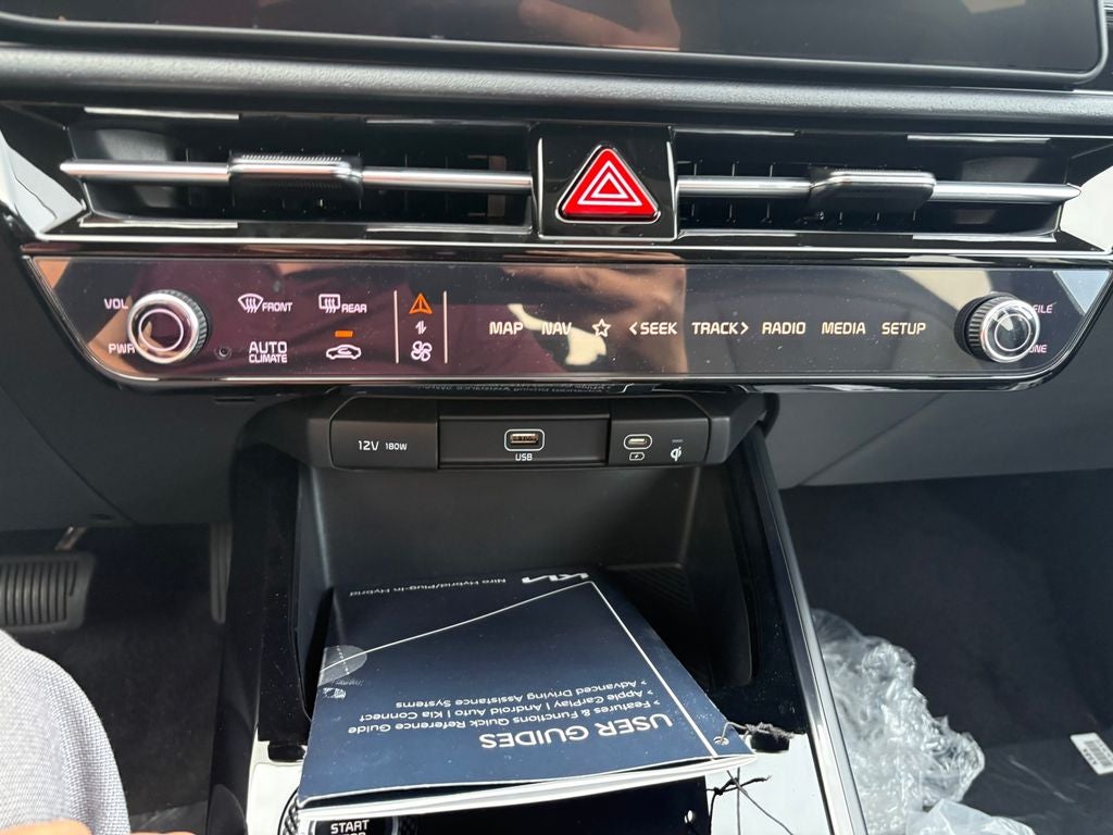 2025 Kia Niro Plug-In Hybrid EX