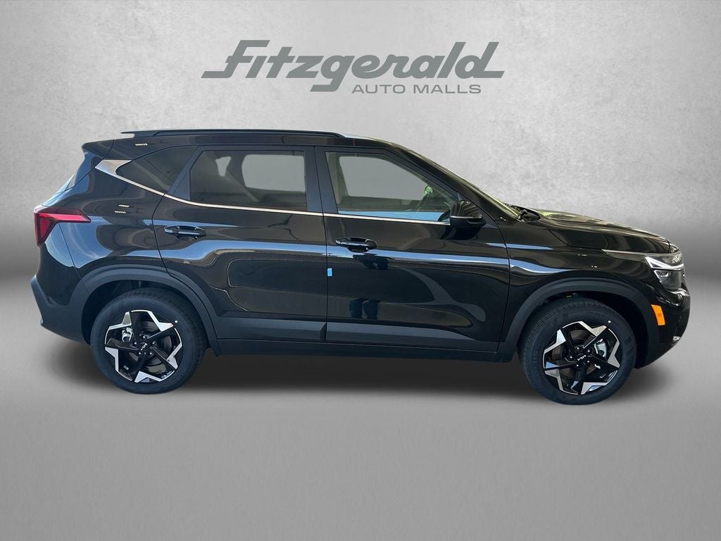 2025 Kia Seltos EX