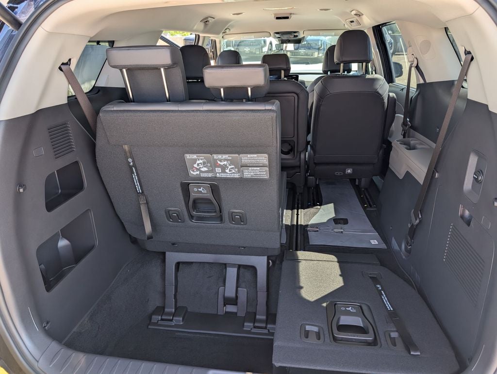 2026 Kia Carnival Hybrid EX