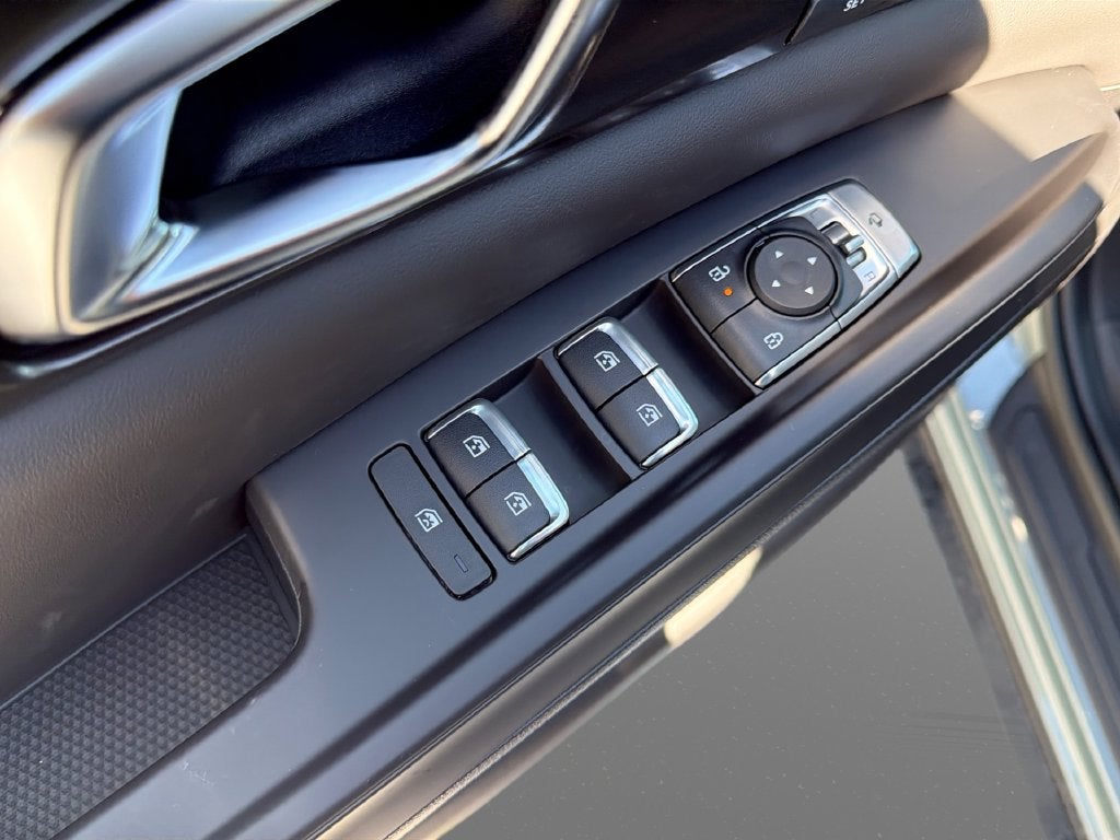 2027 Kia Carnival SX