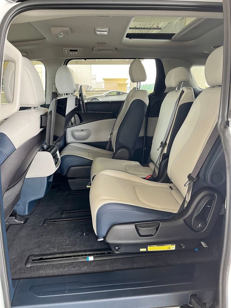 2025 Kia Carnival Hybrid SX