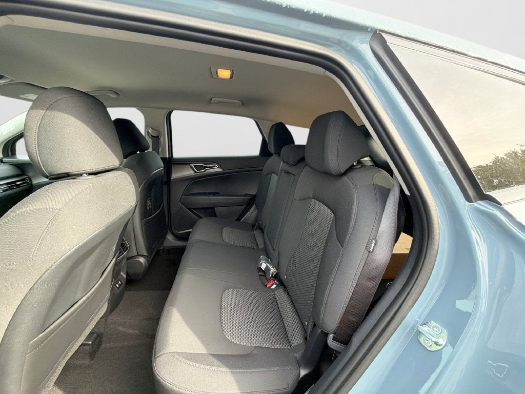 2027 Kia Sportage Hybrid S