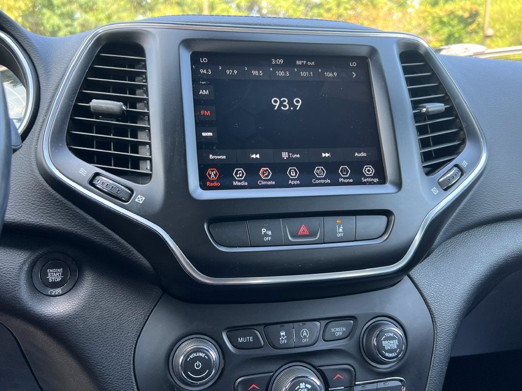 2021 Jeep Cherokee Latitude Lux