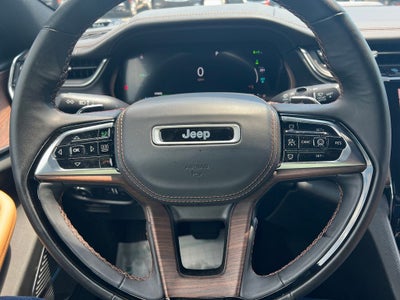 2022 Jeep Grand Cherokee Base