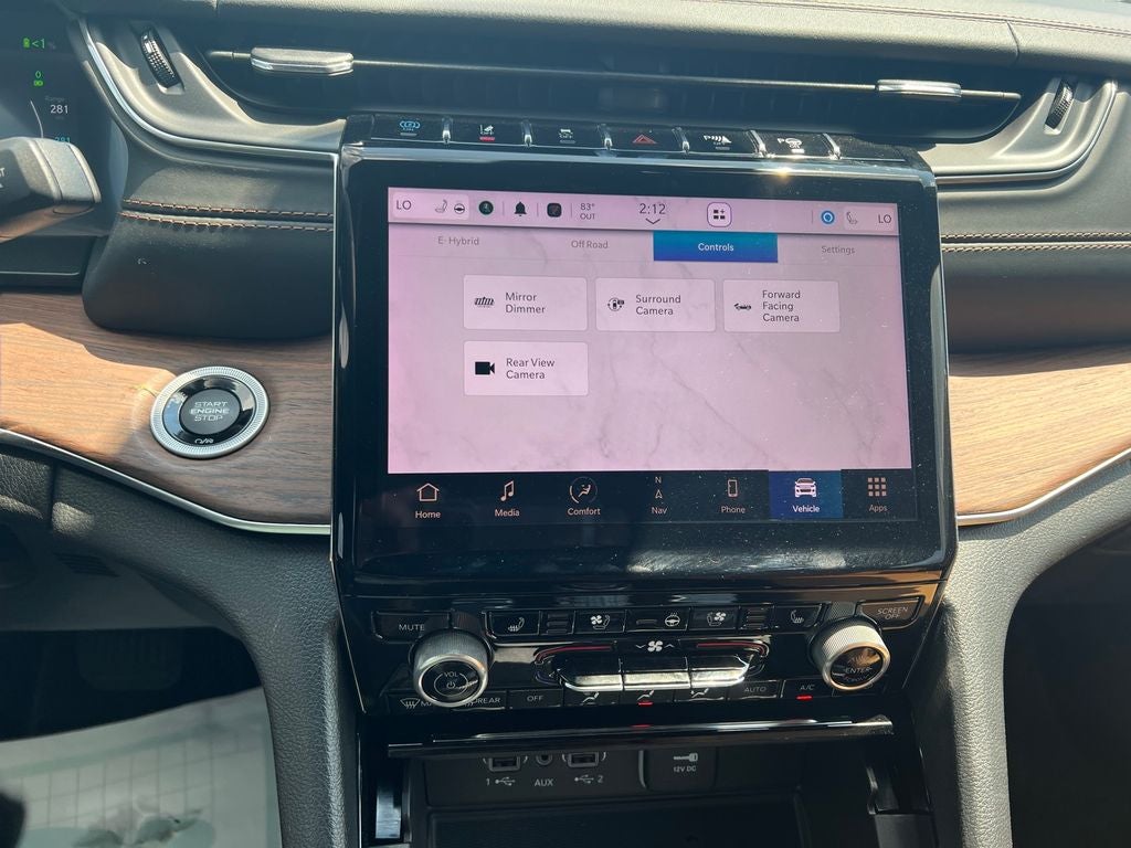 2022 Jeep Grand Cherokee Base