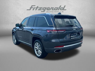 2022 Jeep Grand Cherokee Base