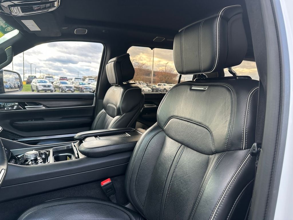 2024 Jeep Grand Wagoneer Series II