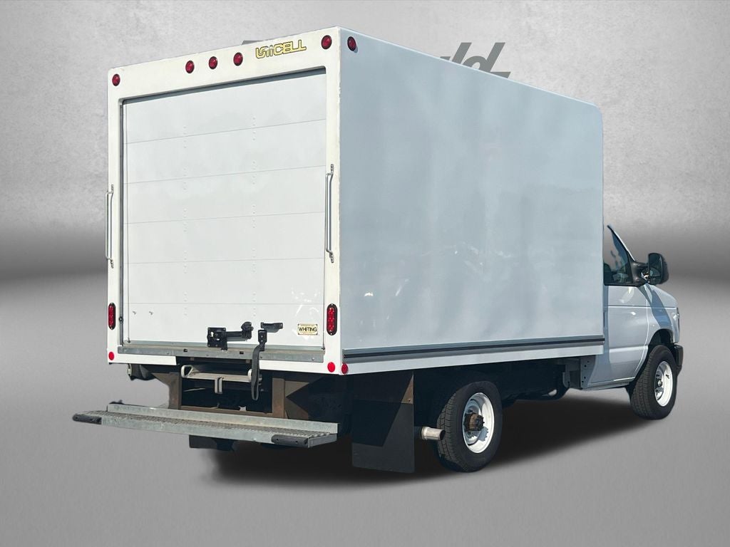2024 Ford E-350SD Base Cutaway