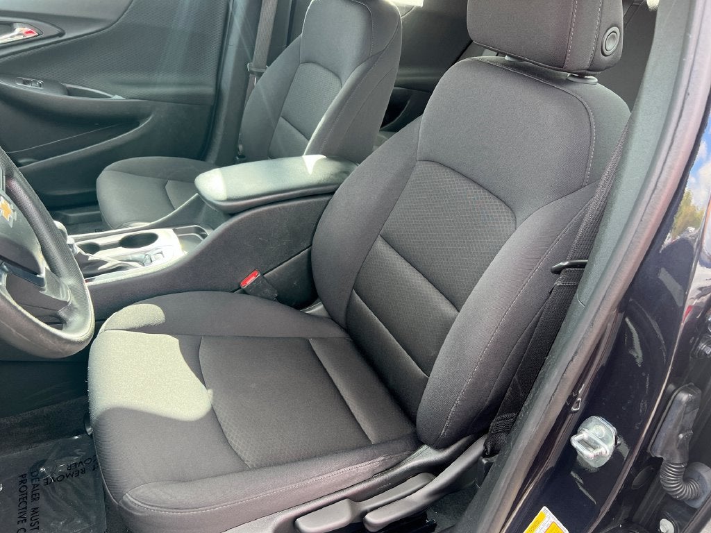2023 Chevrolet Malibu LS 1LS