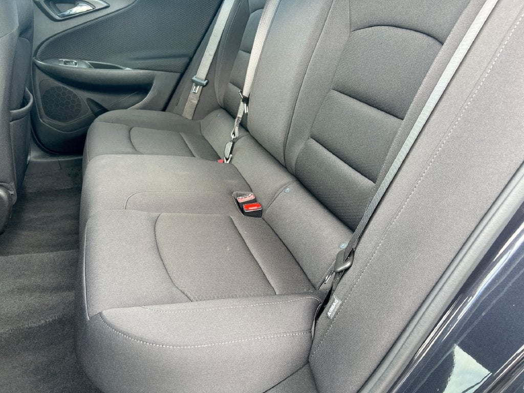 2023 Chevrolet Malibu LS 1LS