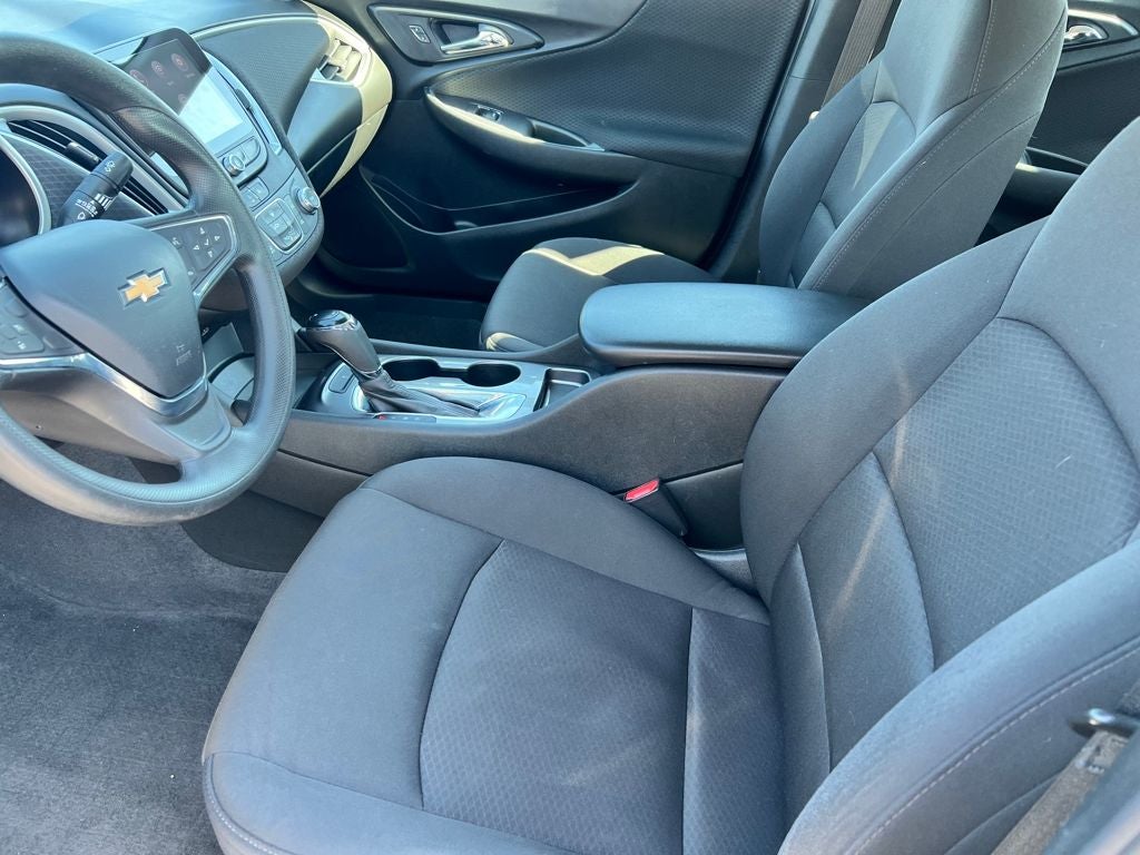 2020 Chevrolet Malibu LS 1LS