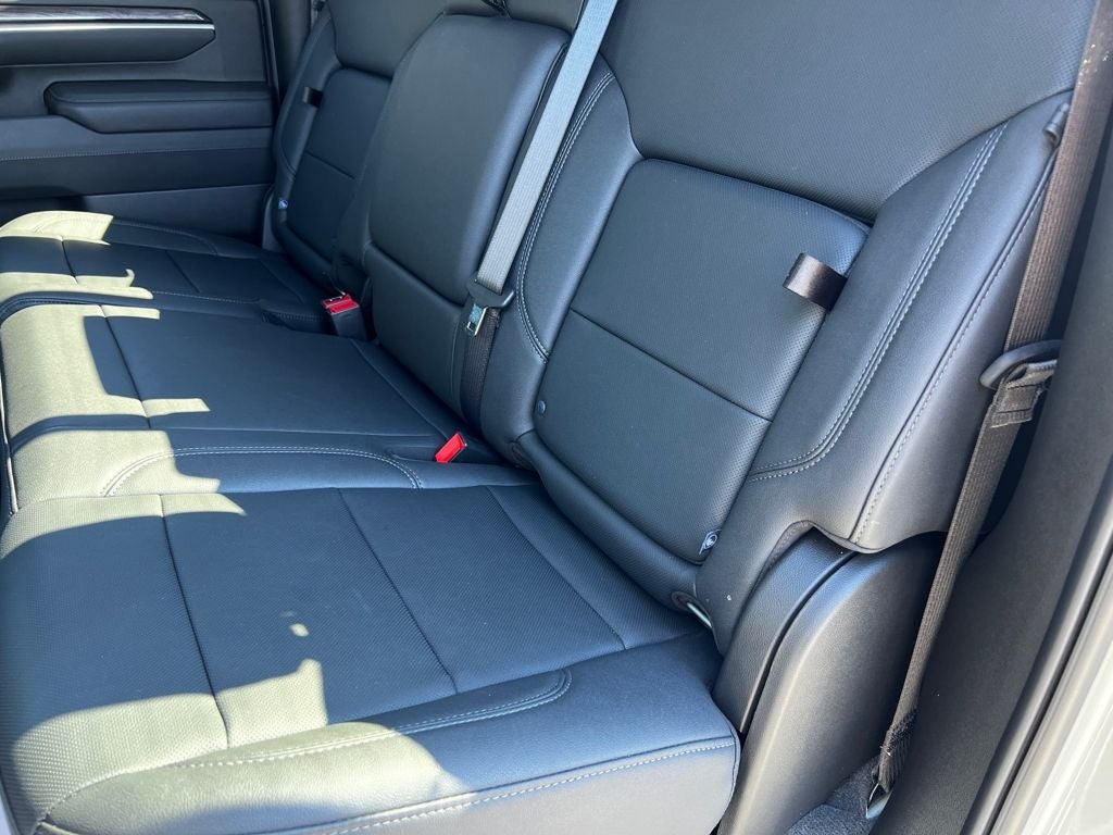 2025 Chevrolet Silverado 3500HD LTZ