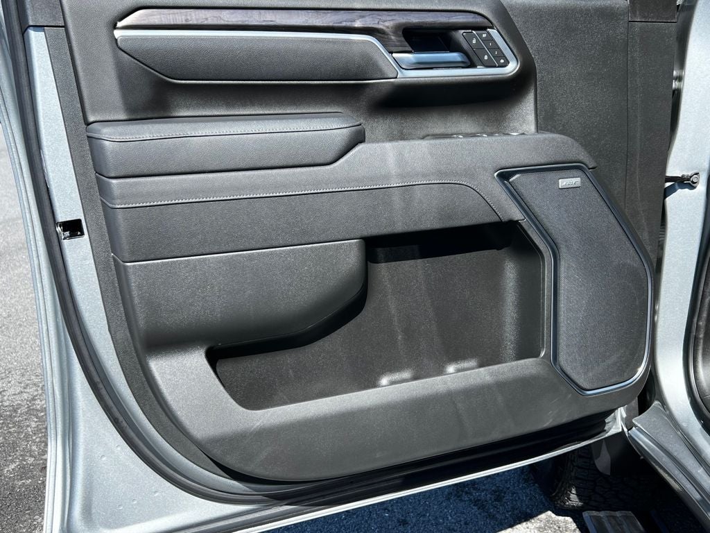 2025 Chevrolet Silverado 3500HD LTZ