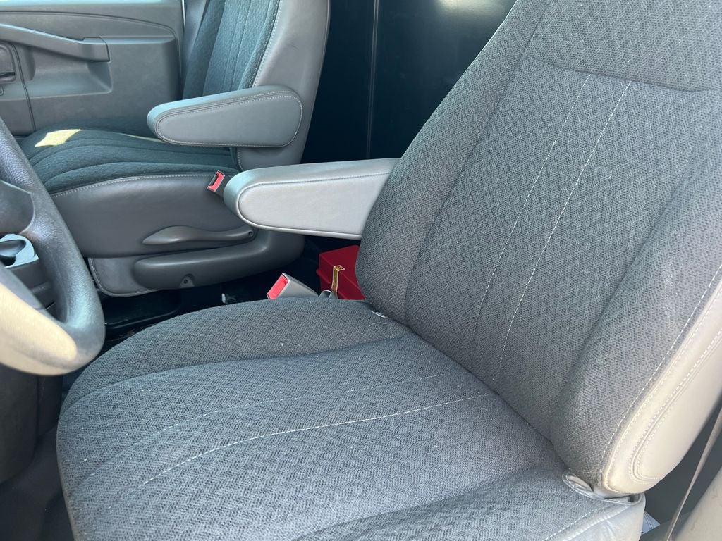 2024 Chevrolet Express 2500 Work Van Cargo