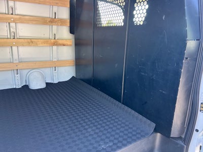 2024 Chevrolet Express 2500 Work Van Cargo