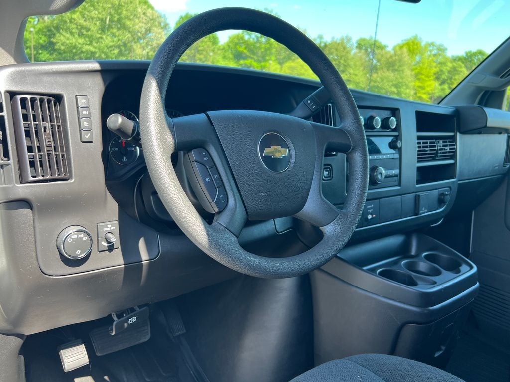 2024 Chevrolet Express 2500 Work Van Cargo