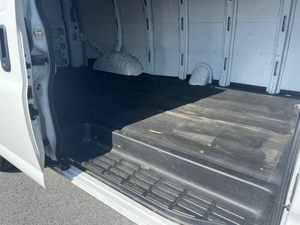 2023 Chevrolet Express 2500 Work Van Cargo