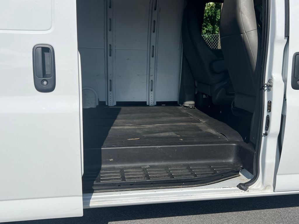2023 Chevrolet Express 2500 Work Van Cargo