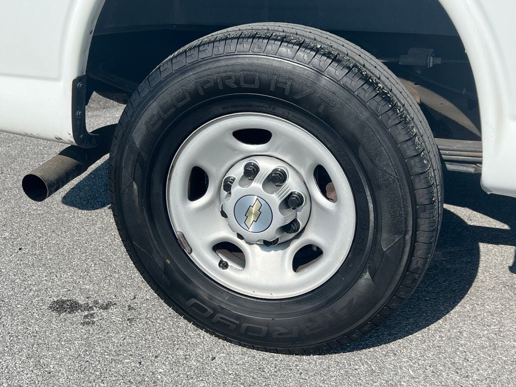 2023 Chevrolet Express 2500 Work Van Cargo
