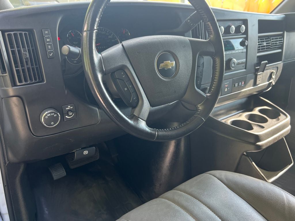 2023 Chevrolet Express 2500 Work Van Cargo