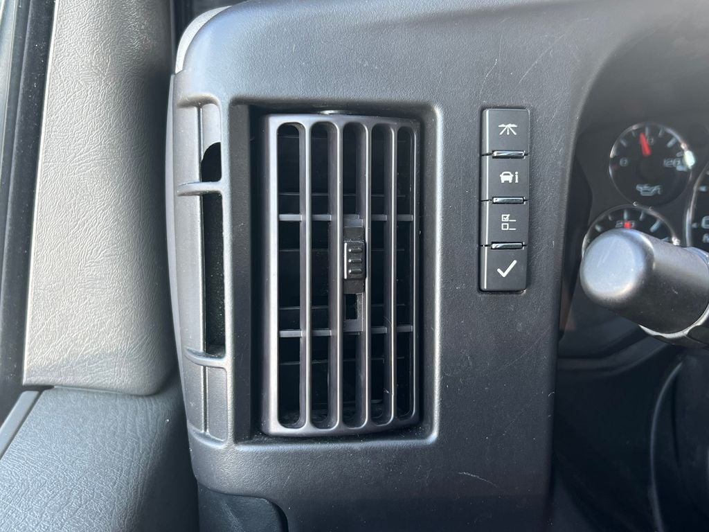 2023 Chevrolet Express 2500 Work Van Cargo