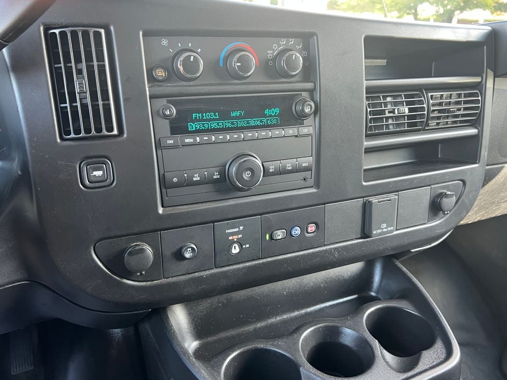 2023 Chevrolet Express 2500 Work Van Cargo