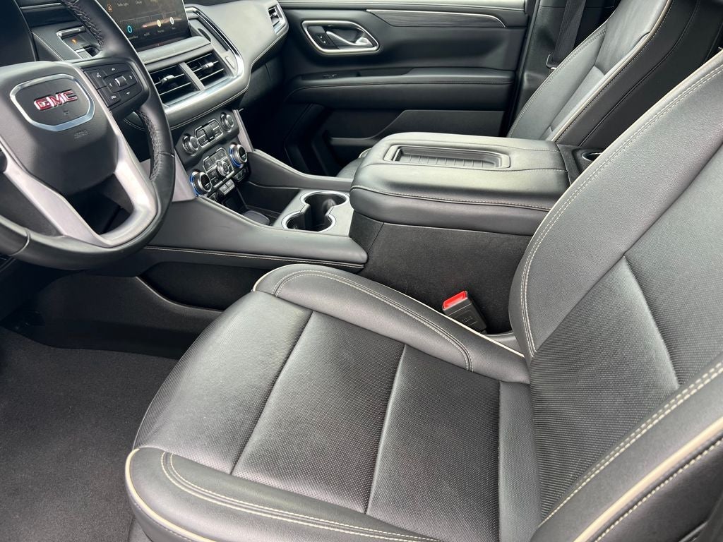 2024 GMC Yukon SLT
