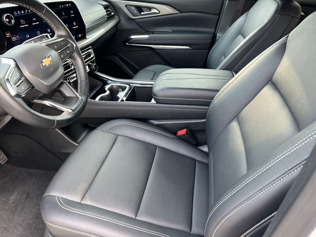 2026 Chevrolet Traverse LT 2LT