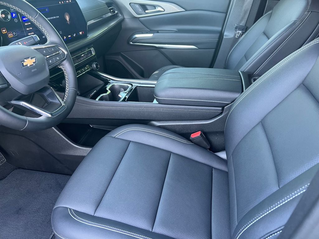 2026 Chevrolet Traverse LT 2LT