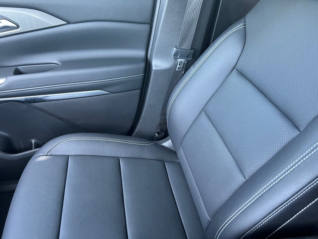 2026 Chevrolet Traverse LT 2LT