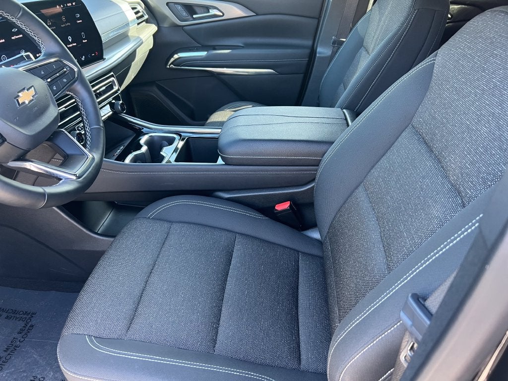 2025 Chevrolet Traverse LT 2LT