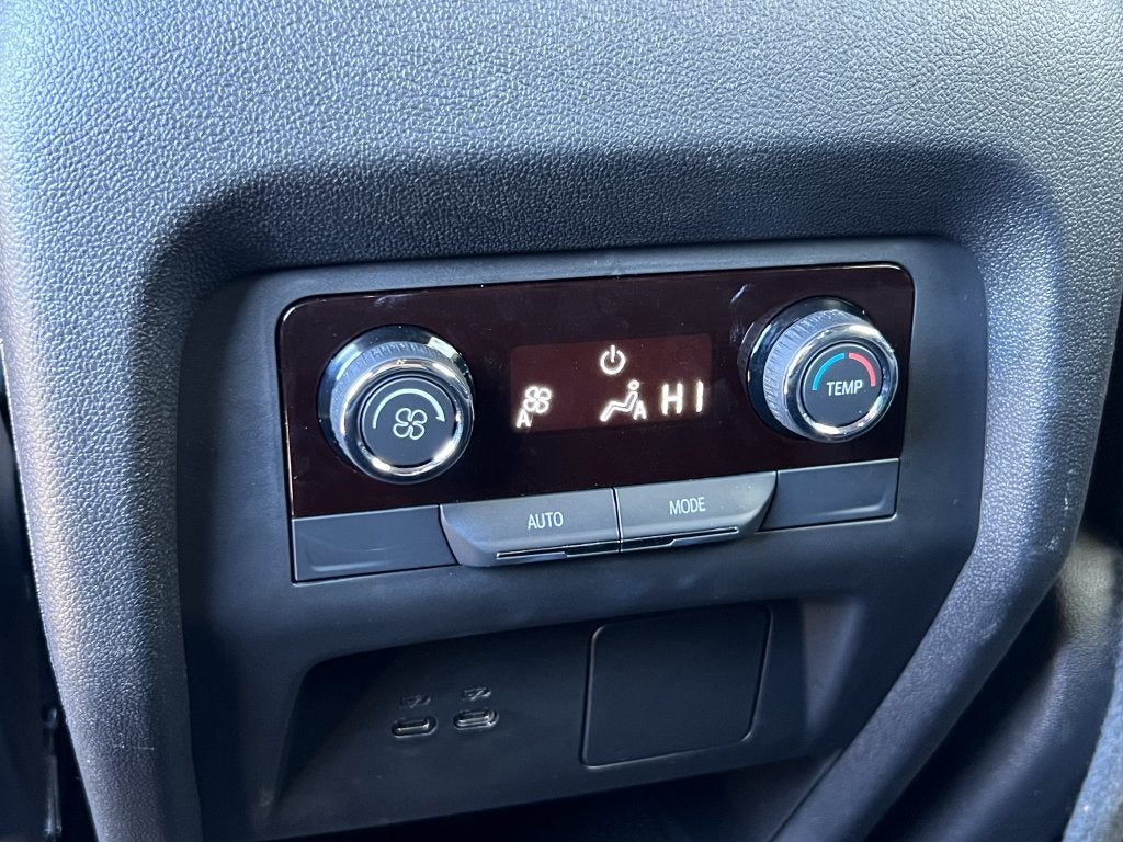 2025 Chevrolet Traverse LT 2LT