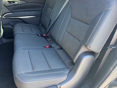 2025 Chevrolet Traverse LT 2LT