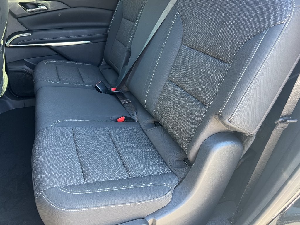 2025 Chevrolet Traverse LT 2LT