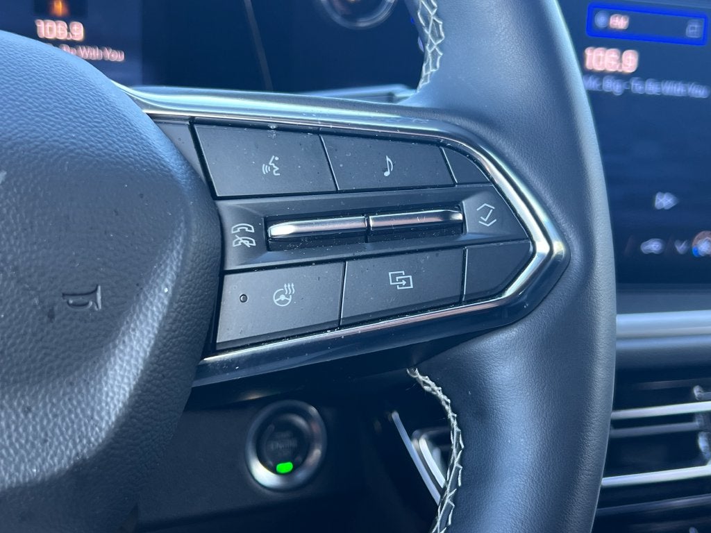 2025 Chevrolet Traverse LT 2LT
