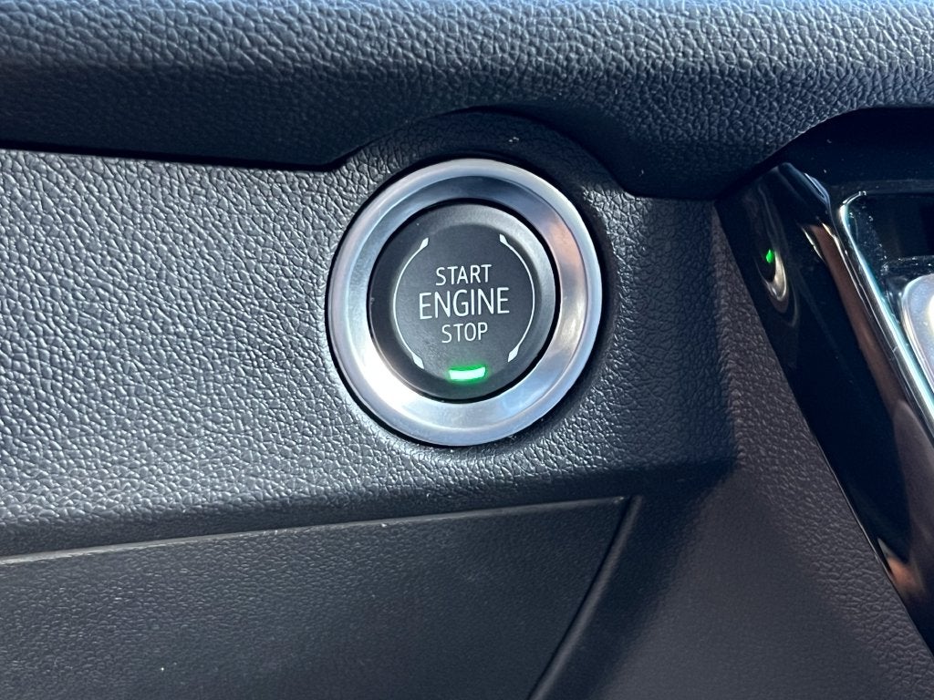 2025 Chevrolet Traverse LT 2LT