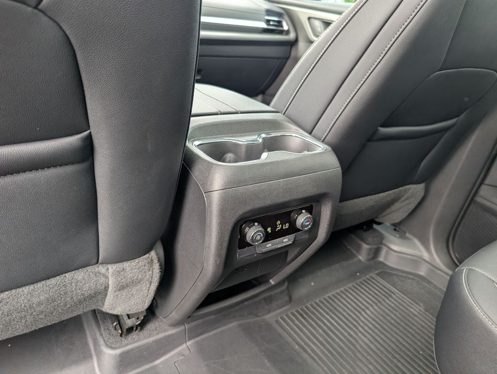 2025 Chevrolet Traverse LT 2LT